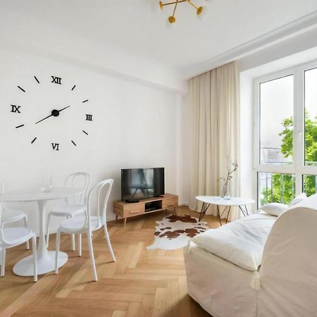 Plac Konstytucji 2 By Nyx Apart Warsaw Exterior photo
